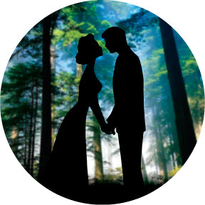86768 Kiss Silhouette In Color - Rosco Colour Glass Gobo