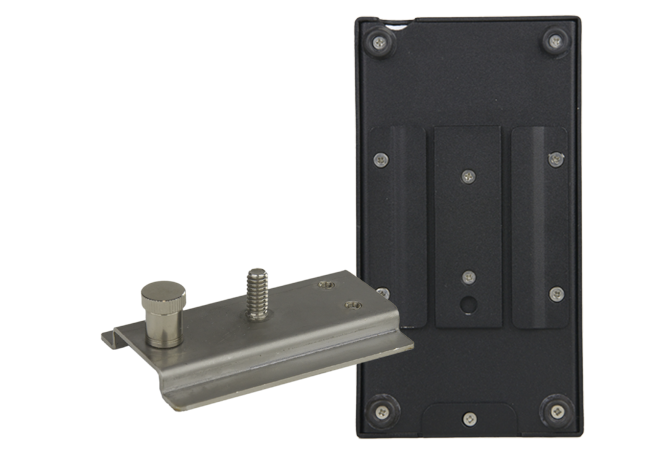 Rosco LitePad Axiom quick-release mounting. Image: Rosco
